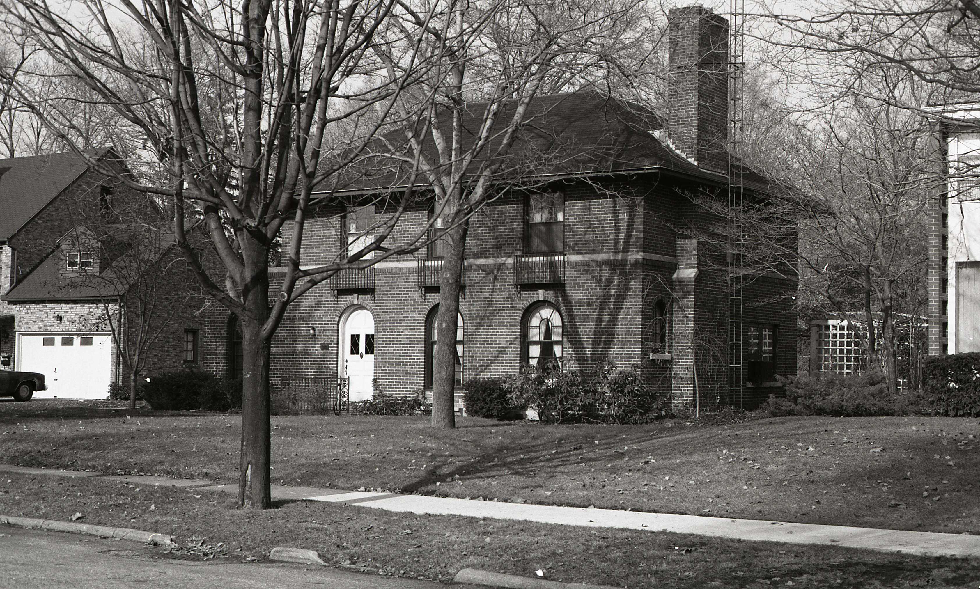 1215 East Wayne Street North